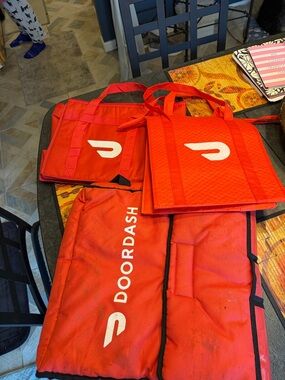 Insulated Delivery Bags - Red